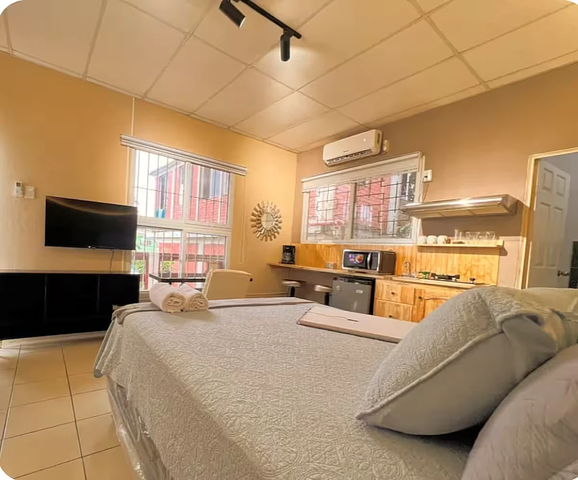 Loft Moderno #2 | Netflix | Cama King | Aire acondicionado completo