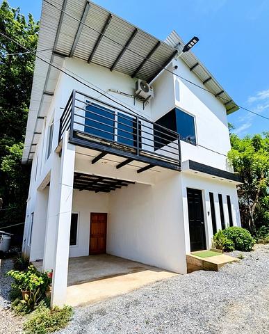 Alojamiento entero en Pto Barrios | Casa Belle | Piscina| Naturalez |Paz